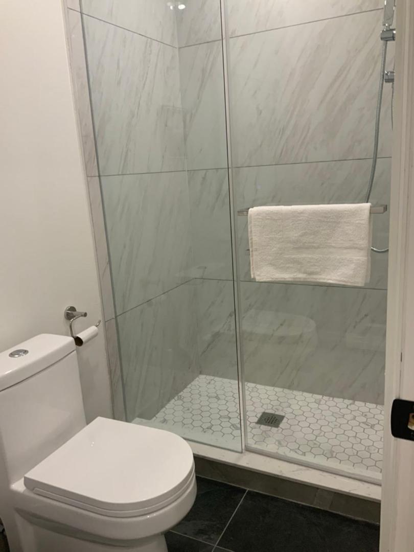 Leaside Garden Guesthouse Toronto Bagian luar foto