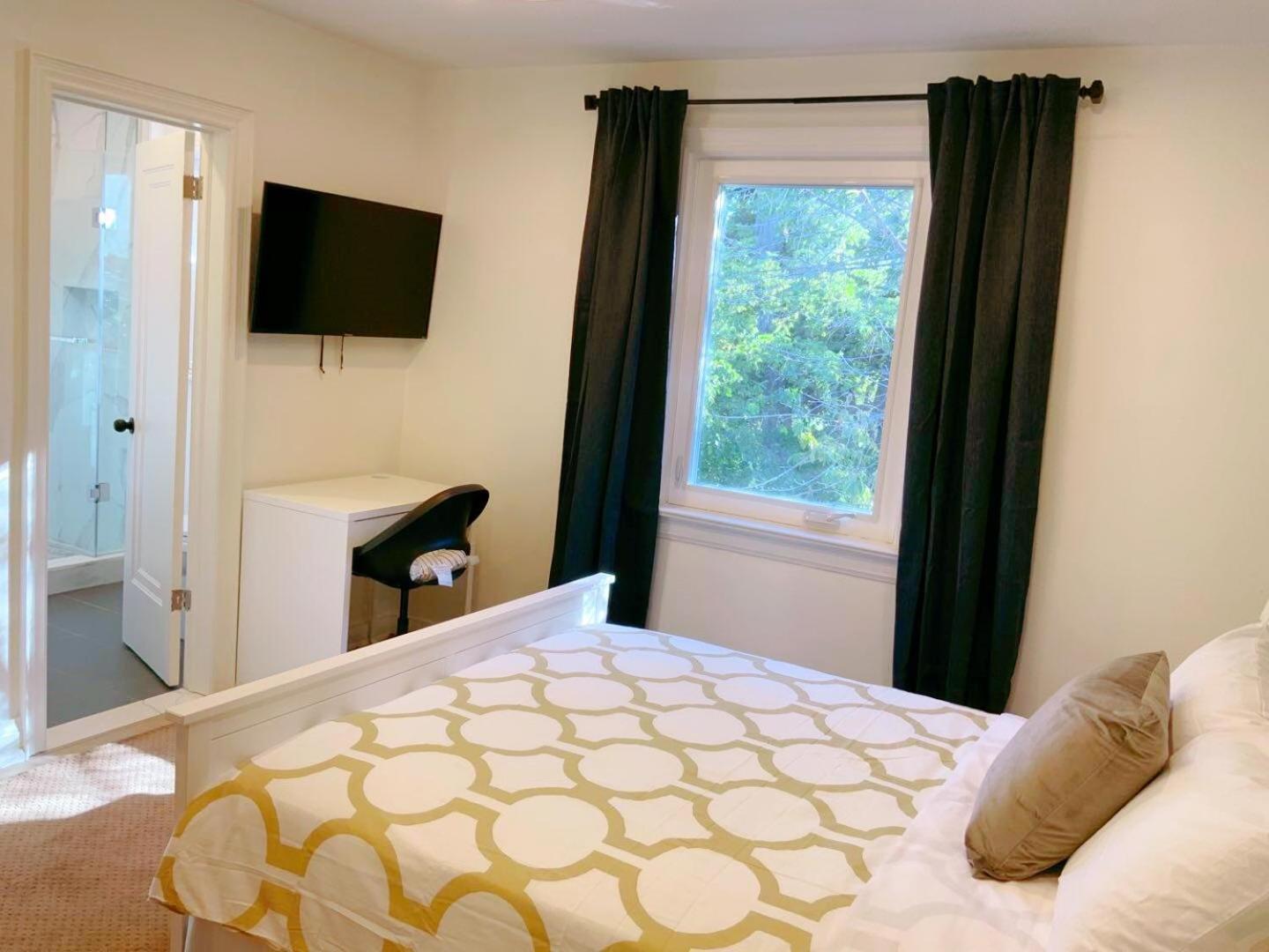 Leaside Garden Guesthouse Toronto Bagian luar foto