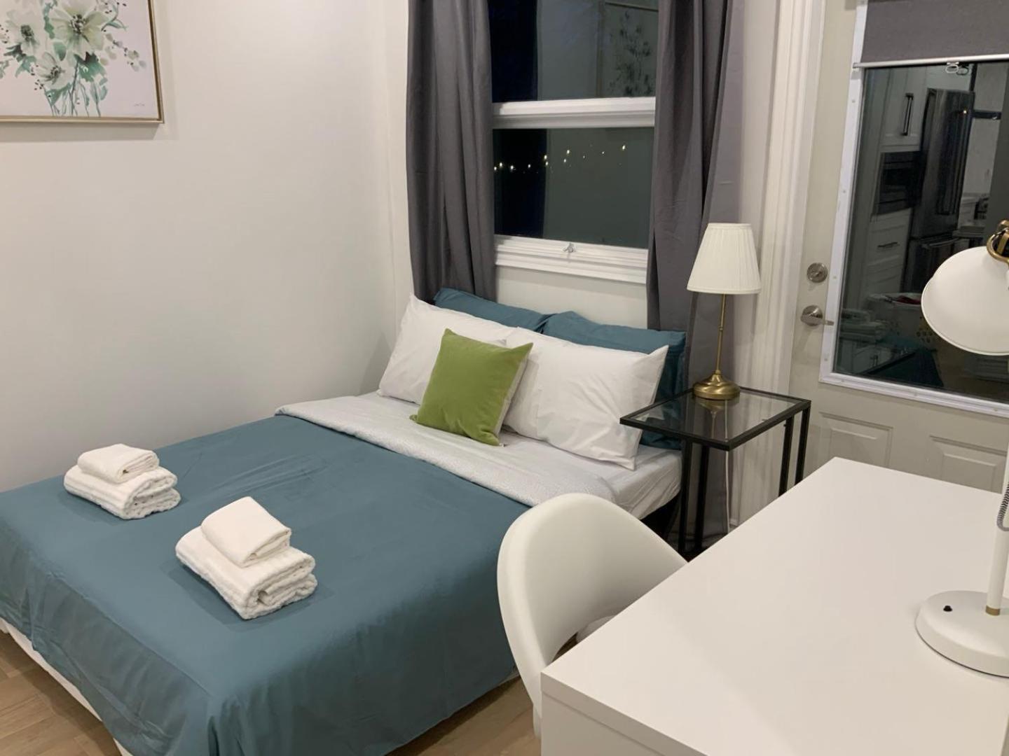Leaside Garden Guesthouse Toronto Bagian luar foto